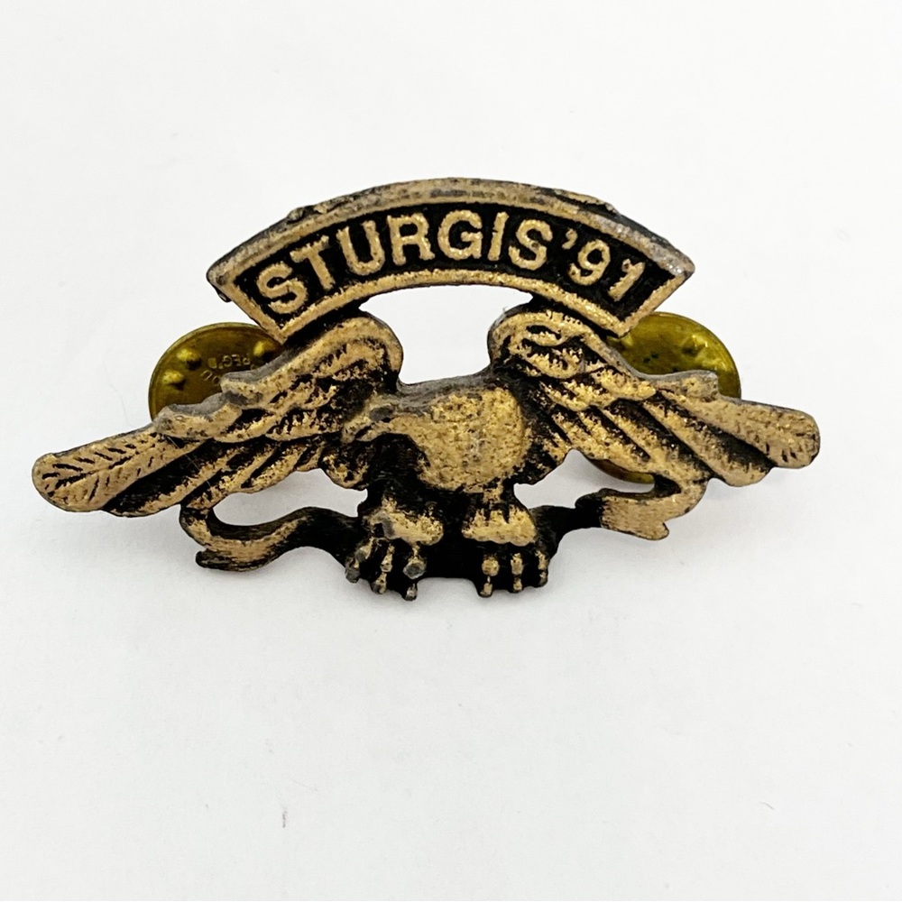 Sturgis South Dakota Vest Pin Badge Eagle Jacket Hat Pin Gold Vintage 1991